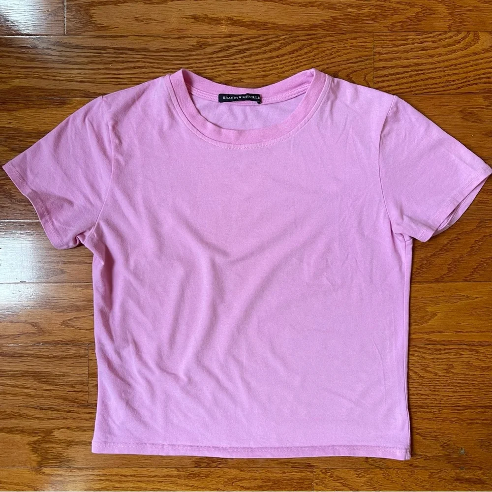 Brandy Melville pink size one size (no size in shirt) cropped tee. - Picture 1 of 4